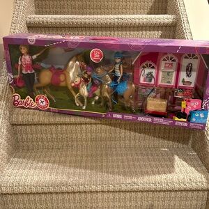 Barbie Pink Passport Horses and Ranch Playset